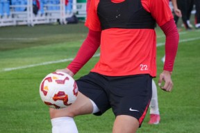 米兰官方入口 -成都蓉城外援罗慕洛