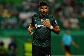 米兰国际平台 -关于里程碑夜！波尔图状态回暖，荷甲加时末段刷纪录，话题不断，控场能力受关注的信息